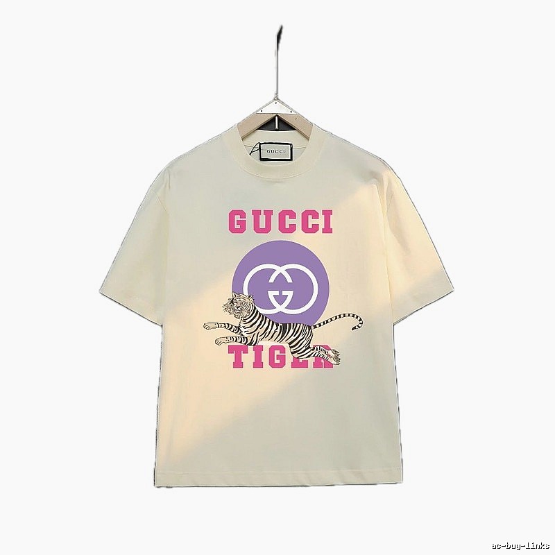 GUCCI Tiger Print T-shirt