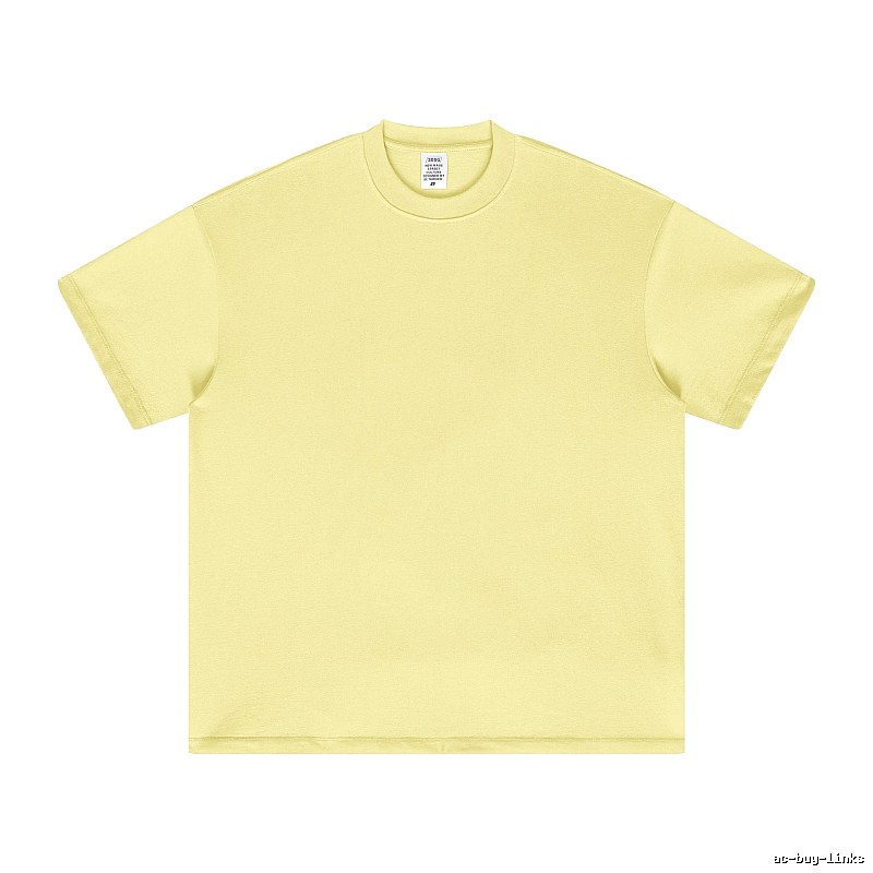Relaxed Plain white T-shirt Minimal White Short with Designer-Inspired Detail