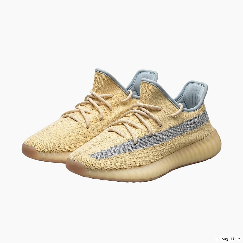 The minimalist style light yellow shoes of Yeezy 350 v2